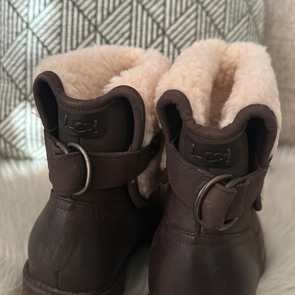 NEW UGG ALDON Water Resistant Color: STOUT - Picture 6 of 10